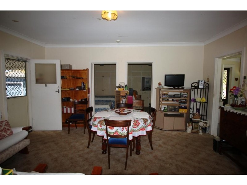 13 Seventh Ave, Stuarts Point NSW 2441