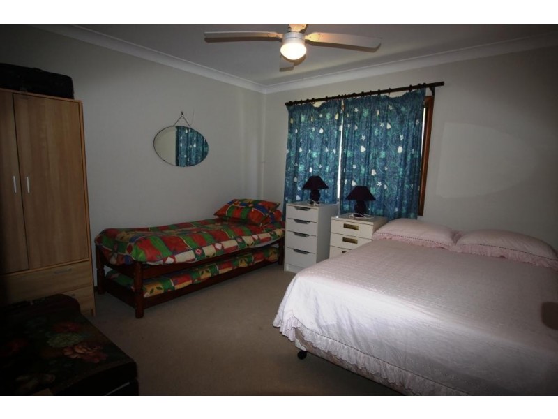 13 Seventh Ave, Stuarts Point NSW 2441