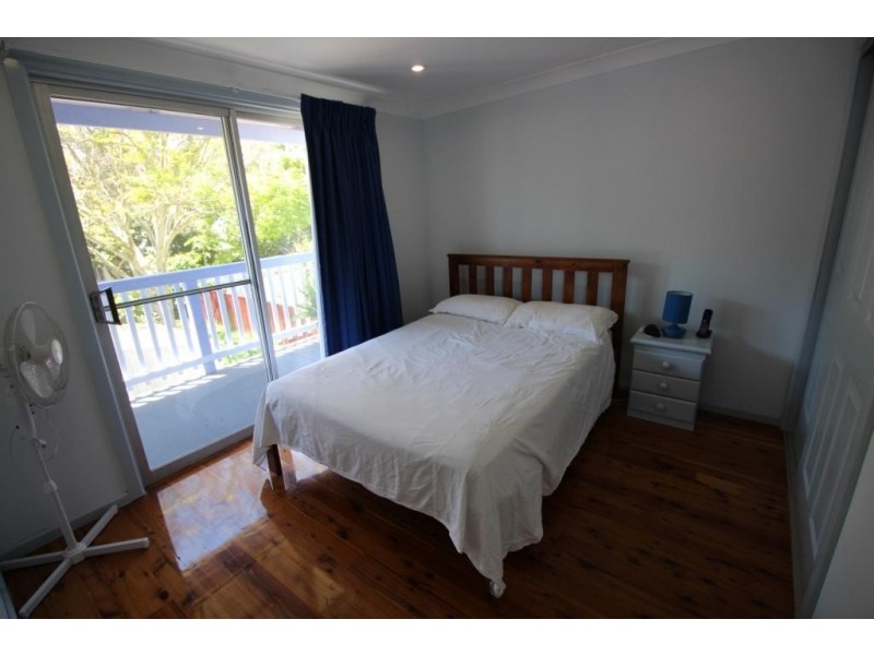 7 Grevillea Ave, Stuarts Point NSW 2441
