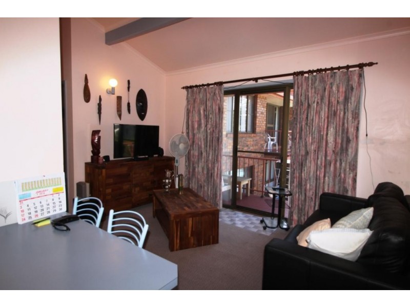 4T/4 Wallace St, Scotts Head NSW 2447