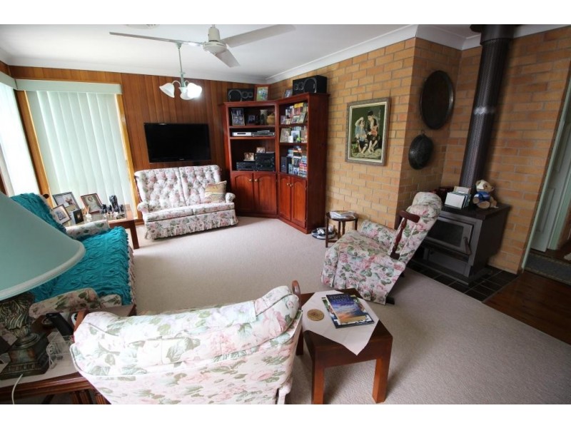 5 Oleander Dr, Scotts Head NSW 2447