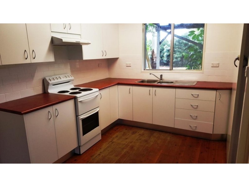 9 Seventh Ave, Stuarts Point NSW 2441