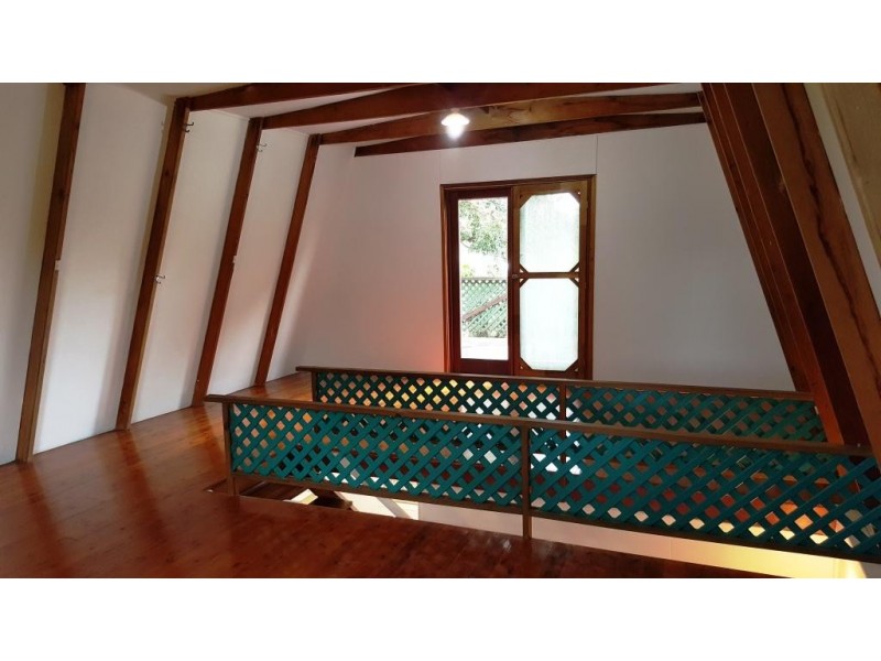 9 Seventh Ave, Stuarts Point NSW 2441