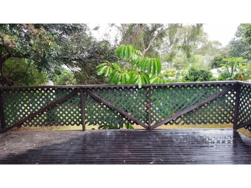 9 Seventh Ave, Stuarts Point NSW 2441