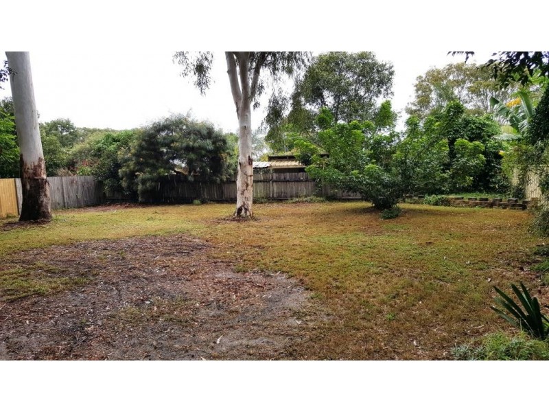 9 Seventh Ave, Stuarts Point NSW 2441