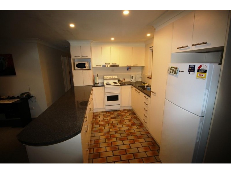 2 Raleigh St, Scotts Head NSW 2447