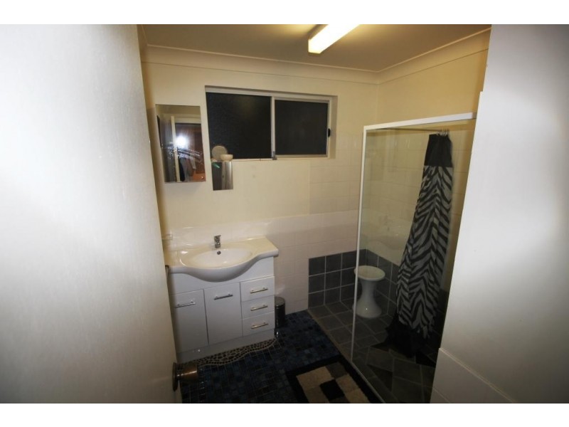 2 Raleigh St, Scotts Head NSW 2447