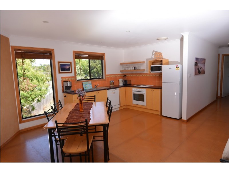 2/39 Wallace Street, Scotts Head NSW 2447