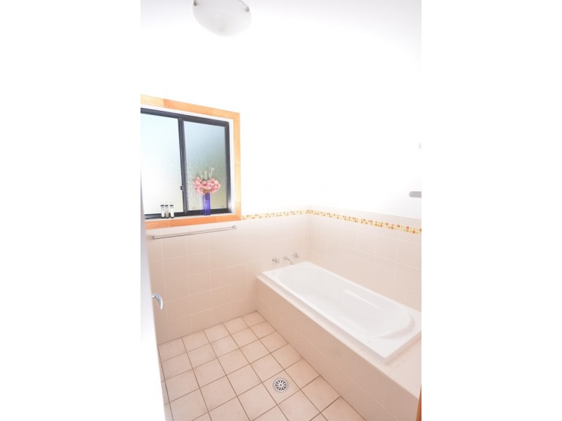 2/39 Wallace Street, Scotts Head NSW 2447