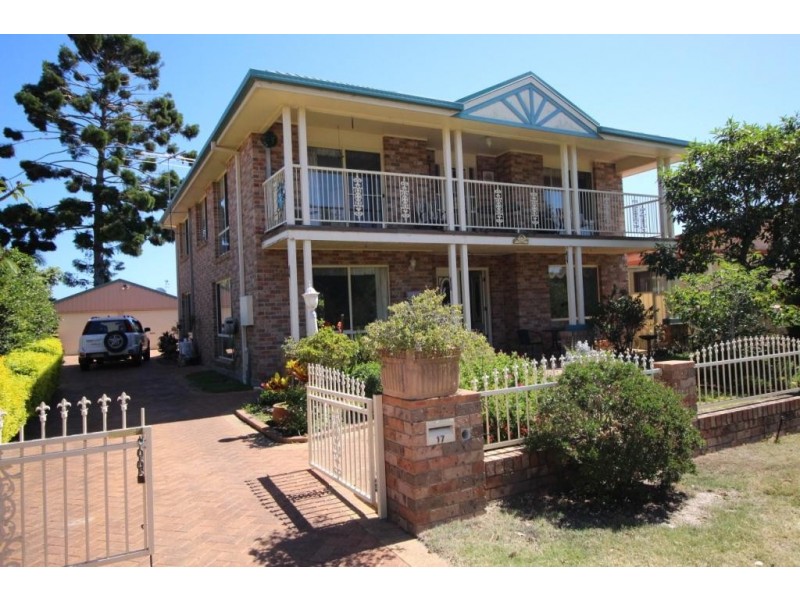 17 Kimpton St, Stuarts Point NSW 2441