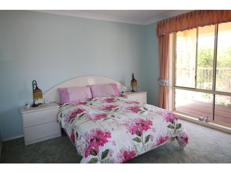 17 Kimpton St, Stuarts Point NSW 2441