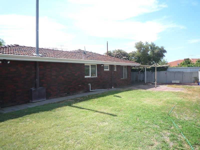 5b Kennon Court, Spearwood WA 6163