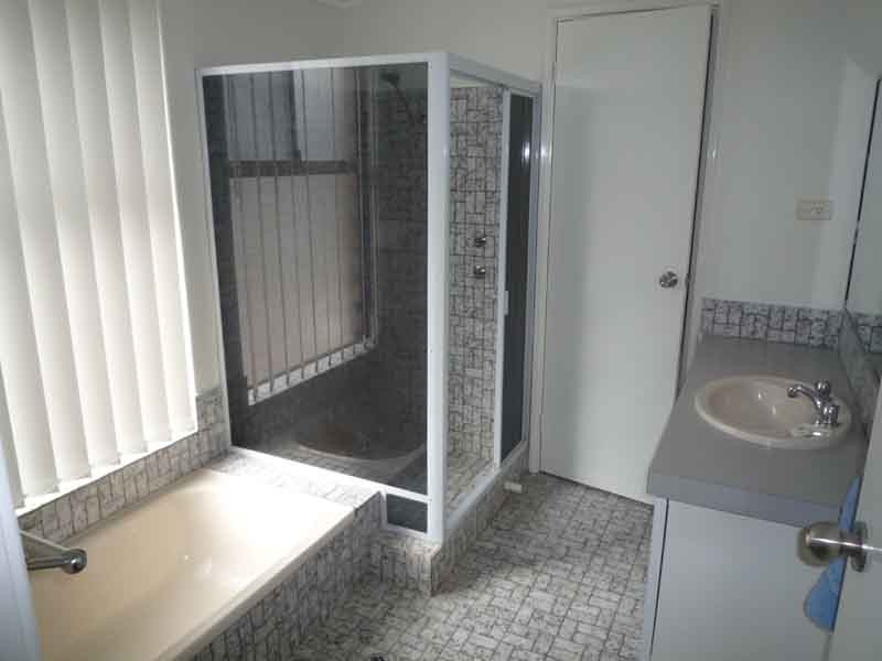 1 Twain Close, Munster WA 6166