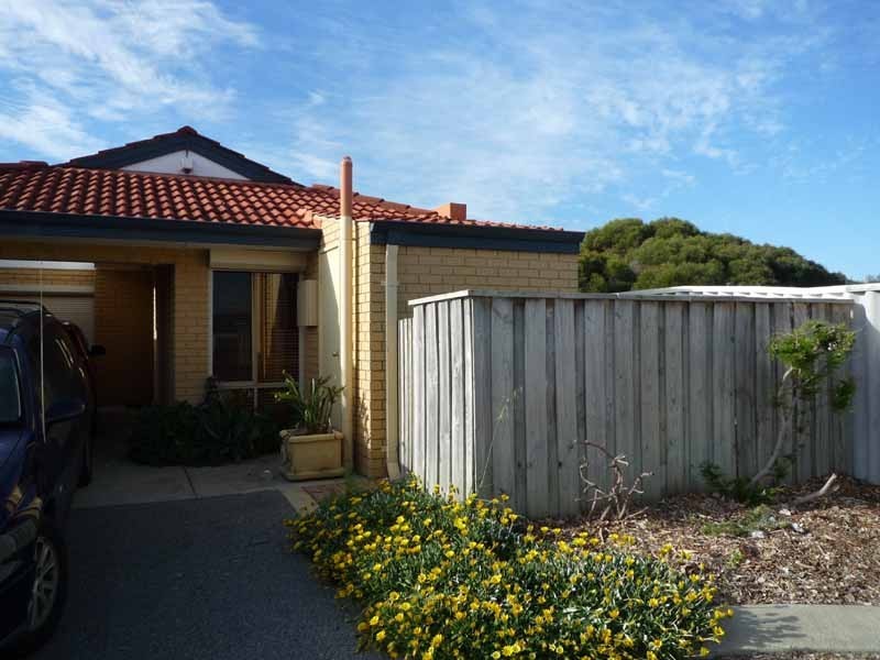 64/4 Bellion Drive, Hamilton Hill WA 6163