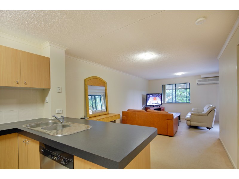 39/38 Palmer Street, Greenslopes QLD 4120