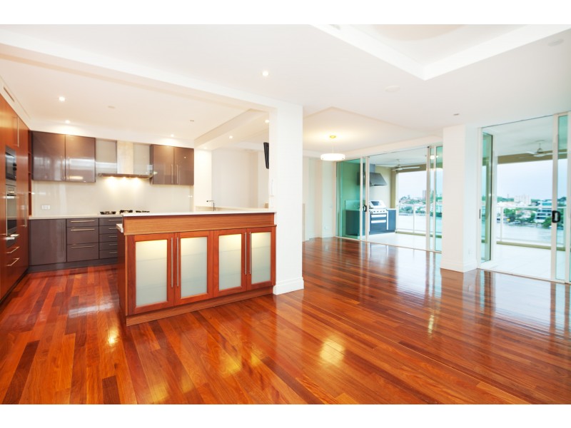 10E/39 Castlebar Street, Kangaroo Point QLD 4169