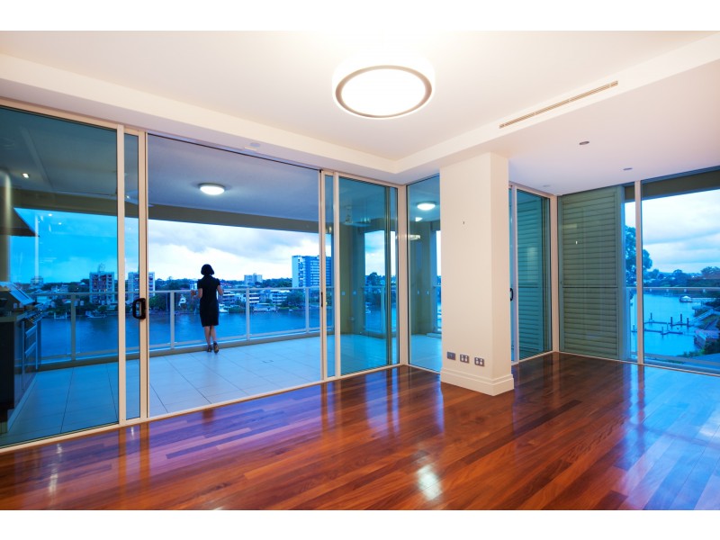 10E/39 Castlebar Street, Kangaroo Point QLD 4169