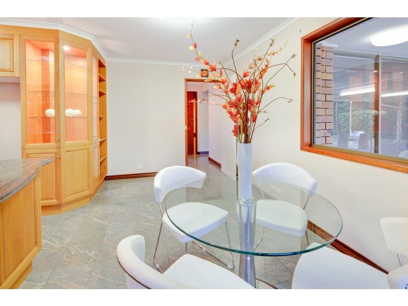 9 Centurion Street, Bridgeman Downs QLD 4035