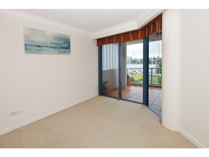 42/78 Cairns Street, Kangaroo Point QLD 4169