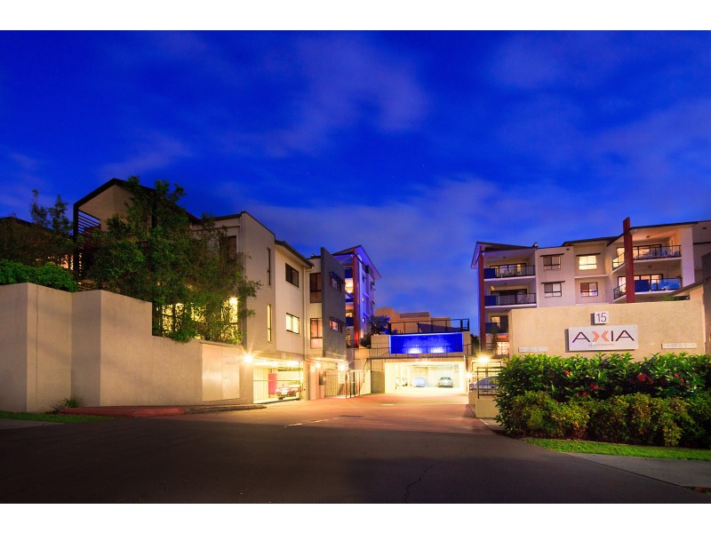 11/15 Kitchener Street, Coorparoo QLD 4151