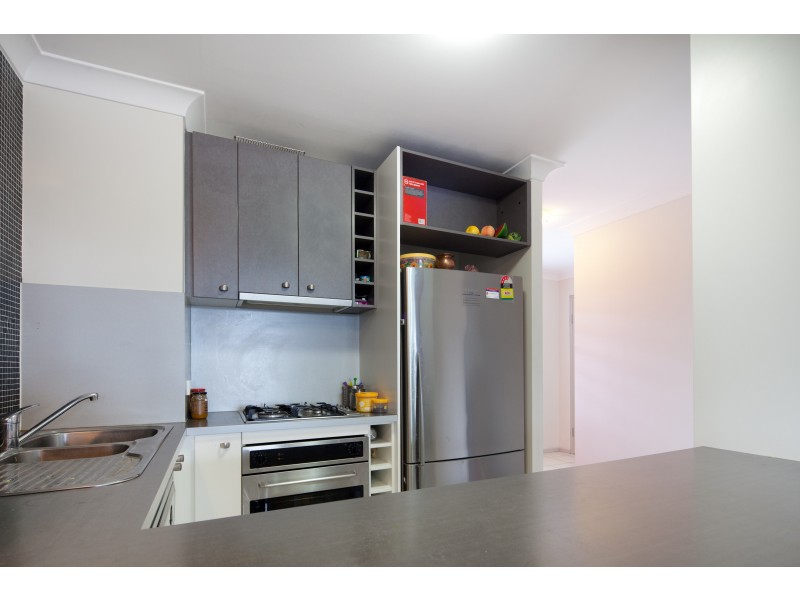 56/11 Kitchener Street, Coorparoo QLD 4151