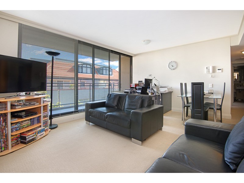 303/88 Vista Street, Mosman NSW 2088