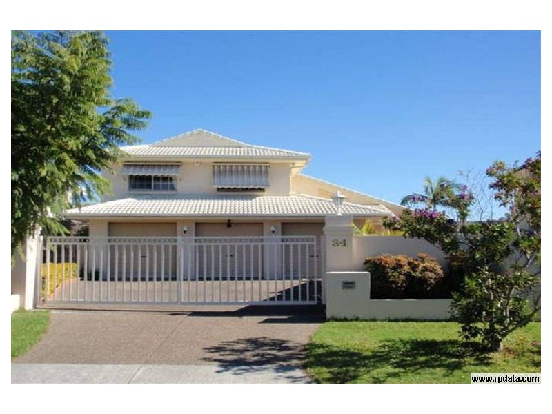 34 Charolis Crescent, Benowa Waters QLD 4217