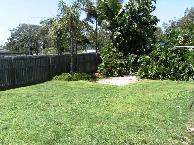 16 Glengarry close, Highland Park QLD 4211