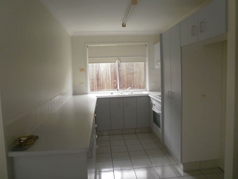 16 Glengarry close, Highland Park QLD 4211