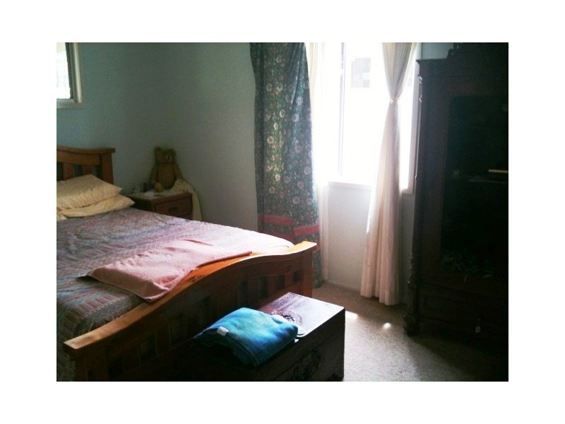 28 Nalkari Street, Coombabah QLD 4216