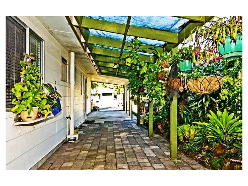 28 Nalkari Street, Coombabah QLD 4216