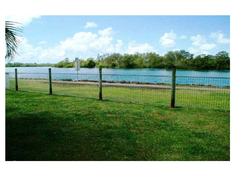73 sunset bvd, Tweed Heads West NSW 2485