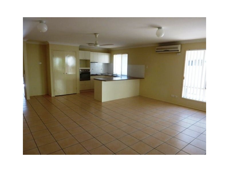 91 Tiger Drive, Arundel QLD 4214