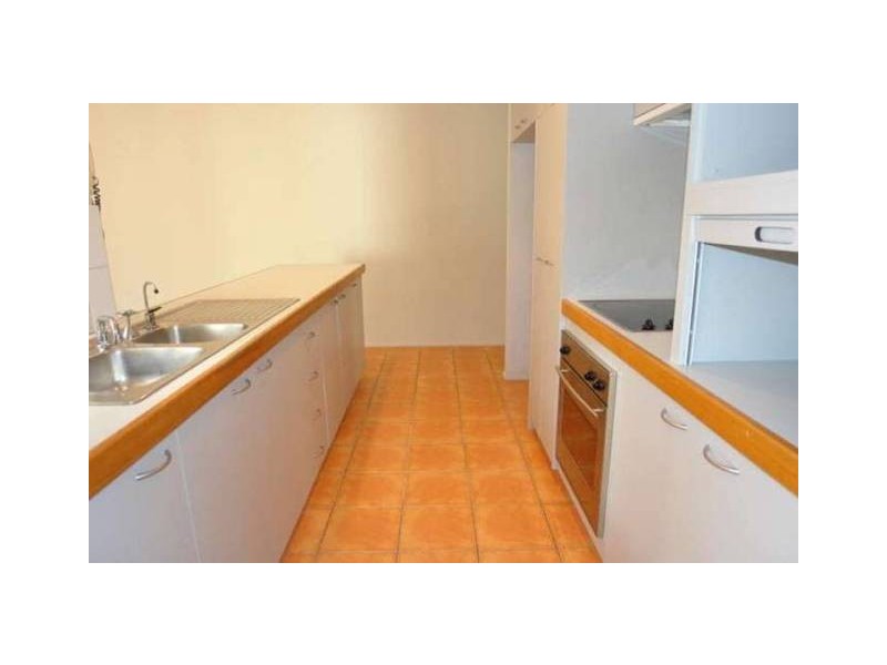 4 Crampton Court, Parkwood QLD 4214