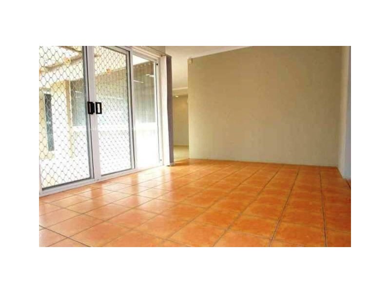 4 Crampton Court, Parkwood QLD 4214