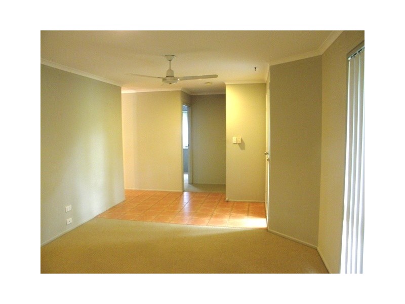 4 Crampton Court, Parkwood QLD 4214
