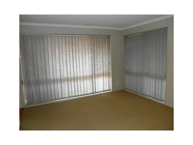 4 Crampton Court, Parkwood QLD 4214