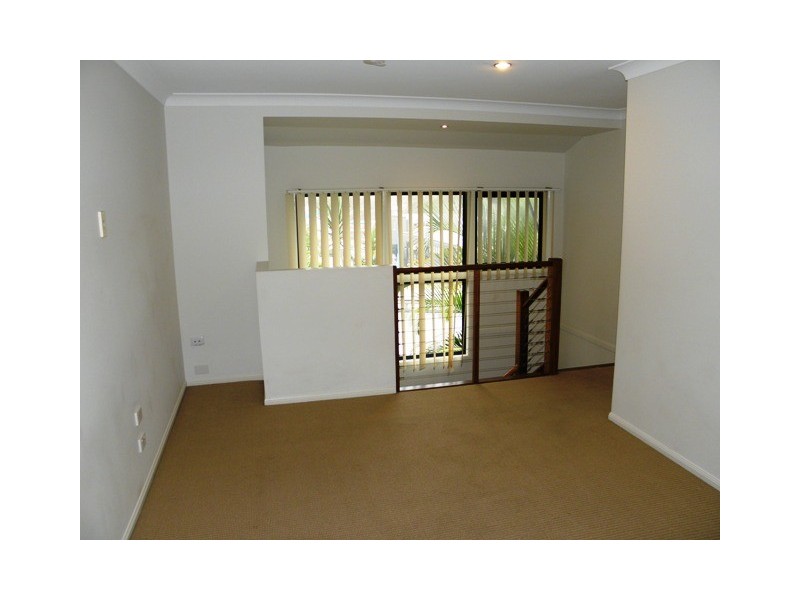 1/212 Nerang Road, Southport QLD 4215