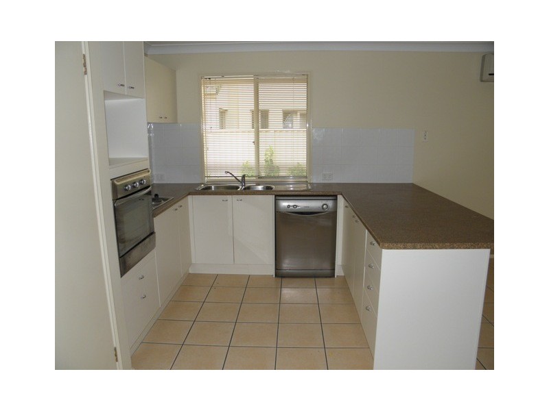 91 Tiger Drive, Arundel QLD 4214