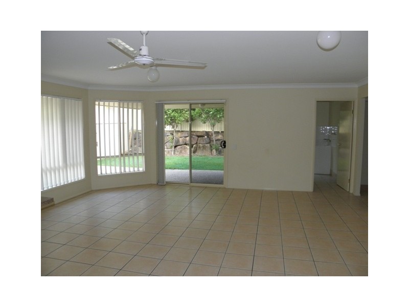 91 Tiger Drive, Arundel QLD 4214