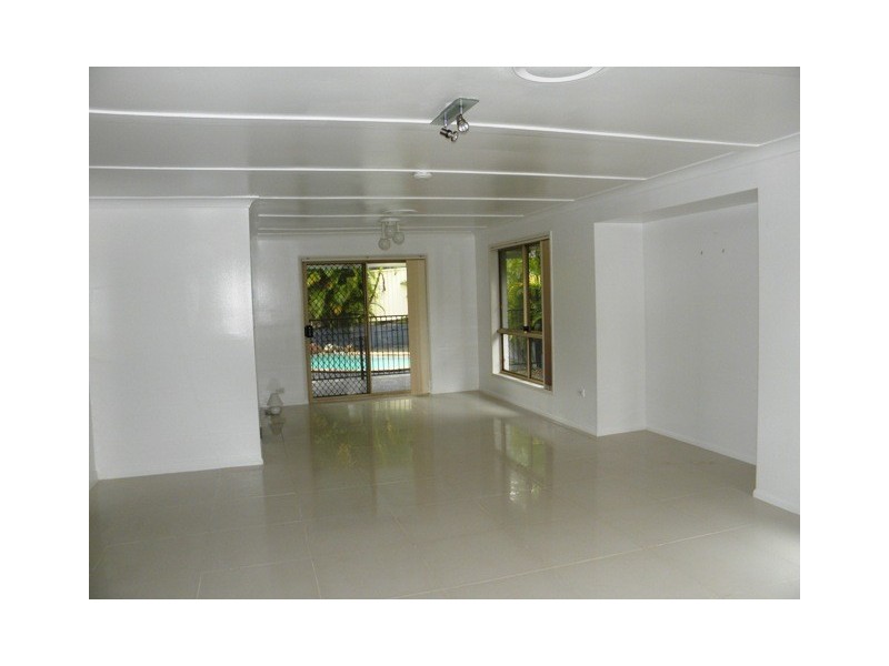 Carrara QLD 4211