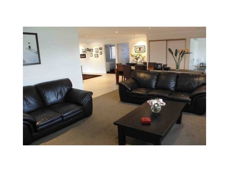 29 Doreen, Coombabah QLD 4216