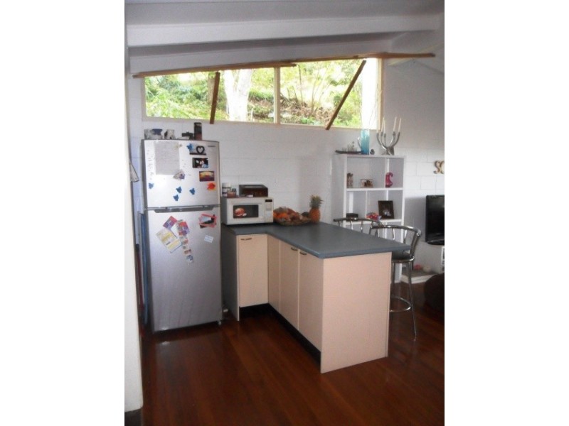 8 Westview Road, Currumbin QLD 4223