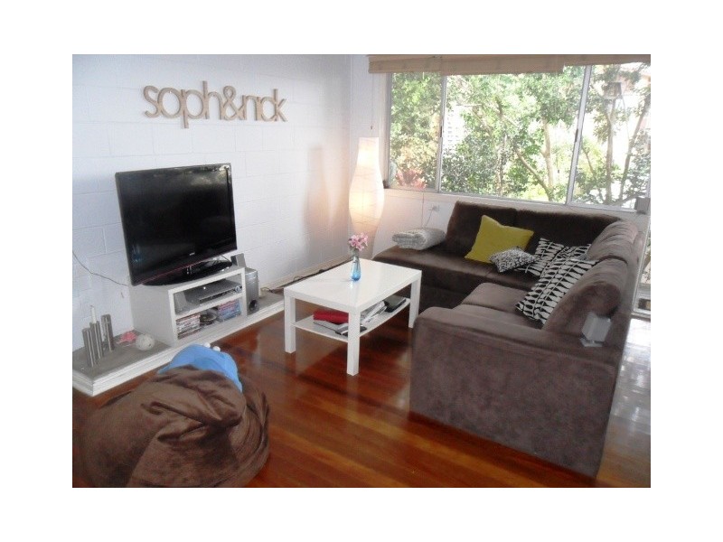 8 Westview Road, Currumbin QLD 4223