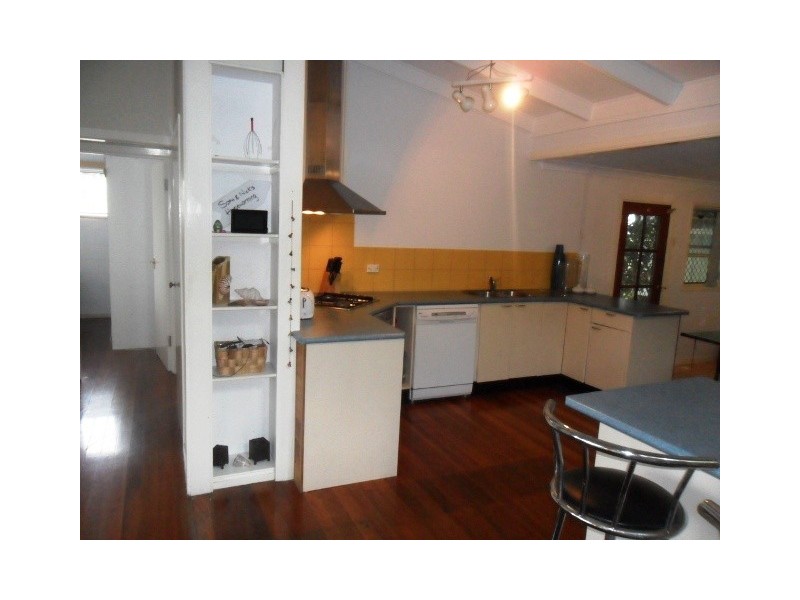 8 Westview Road, Currumbin QLD 4223