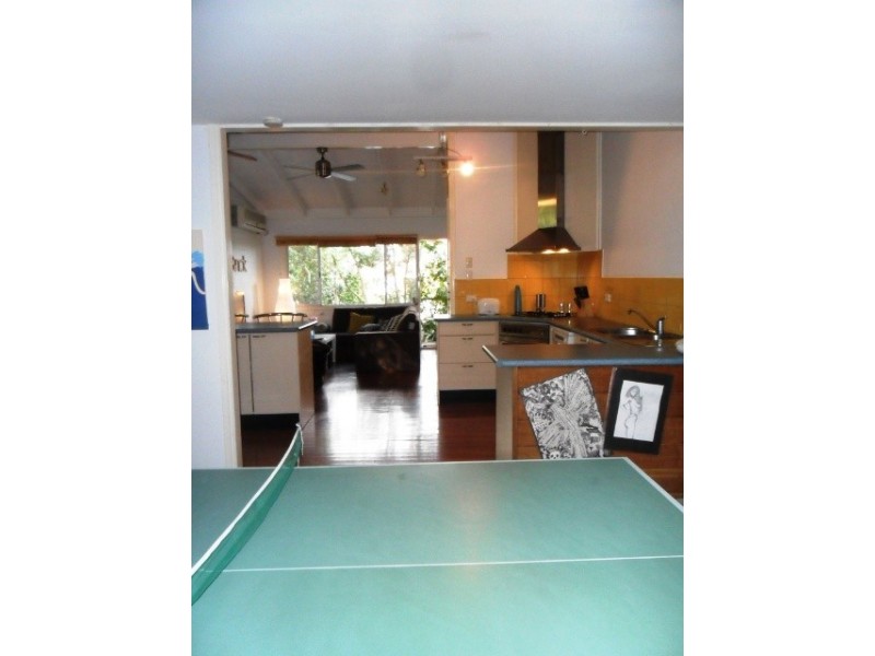 8 Westview Road, Currumbin QLD 4223