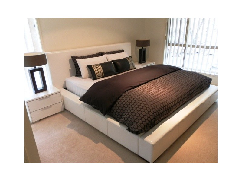 9 Woodbine Court, Parkwood QLD 4214