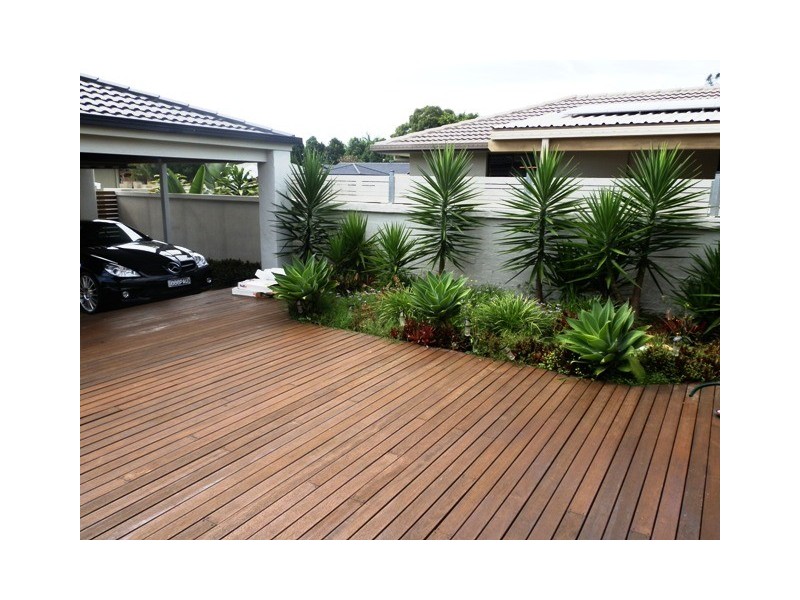 4 Lautoka Court, Clear Island Waters QLD 4226