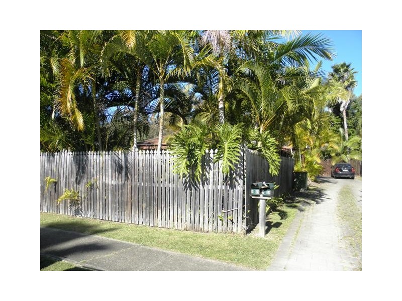 1/25 Telopea, Labrador QLD 4215