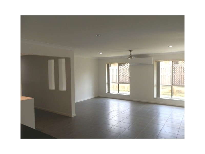 43 Breezeway Drive, Bahrs Scrub QLD 4207